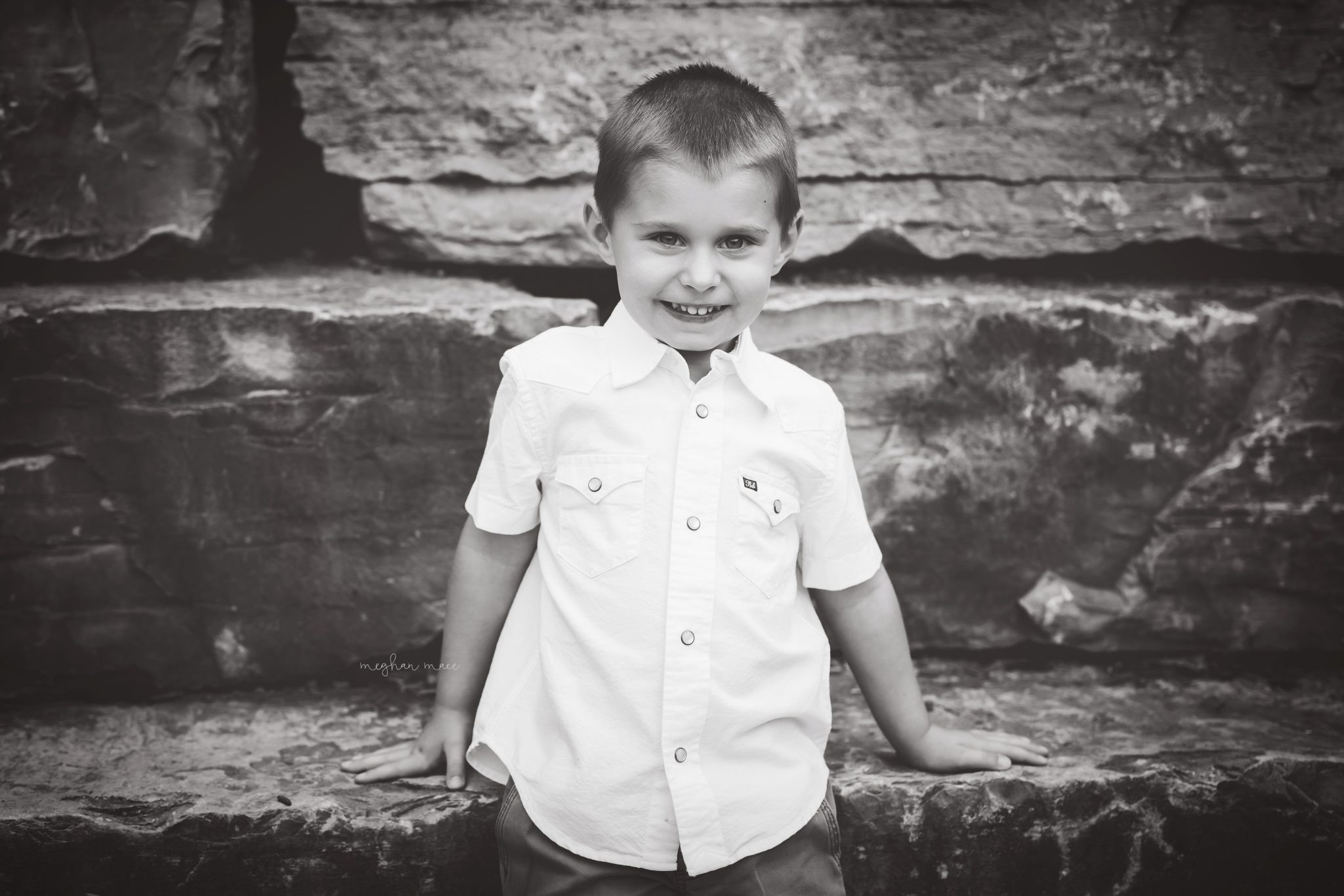 Meghan Mace Photography, Rochester Michigan Family Photographer, Rochester Hills, Rochester Child Photographer, Michigan Child Photographer